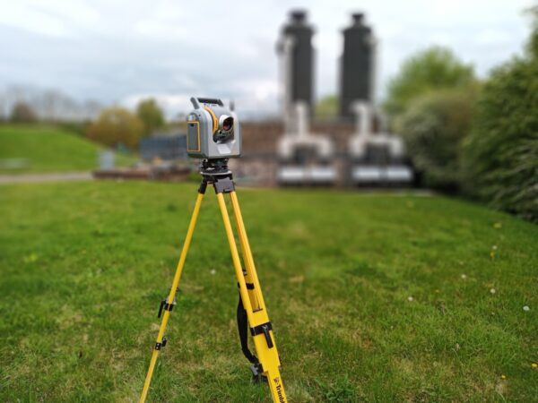 trimble sx10 at plant site with background blurred