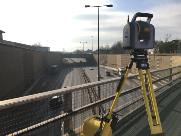 trimble sx10 doing a gantry scan of a busy motorway